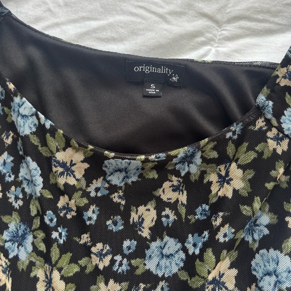 Mini Dress - Picture 2 of 3